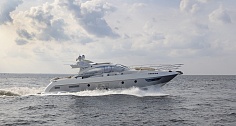 Аренда моторной яхты Azimut 62S в Санкт-Петербурге